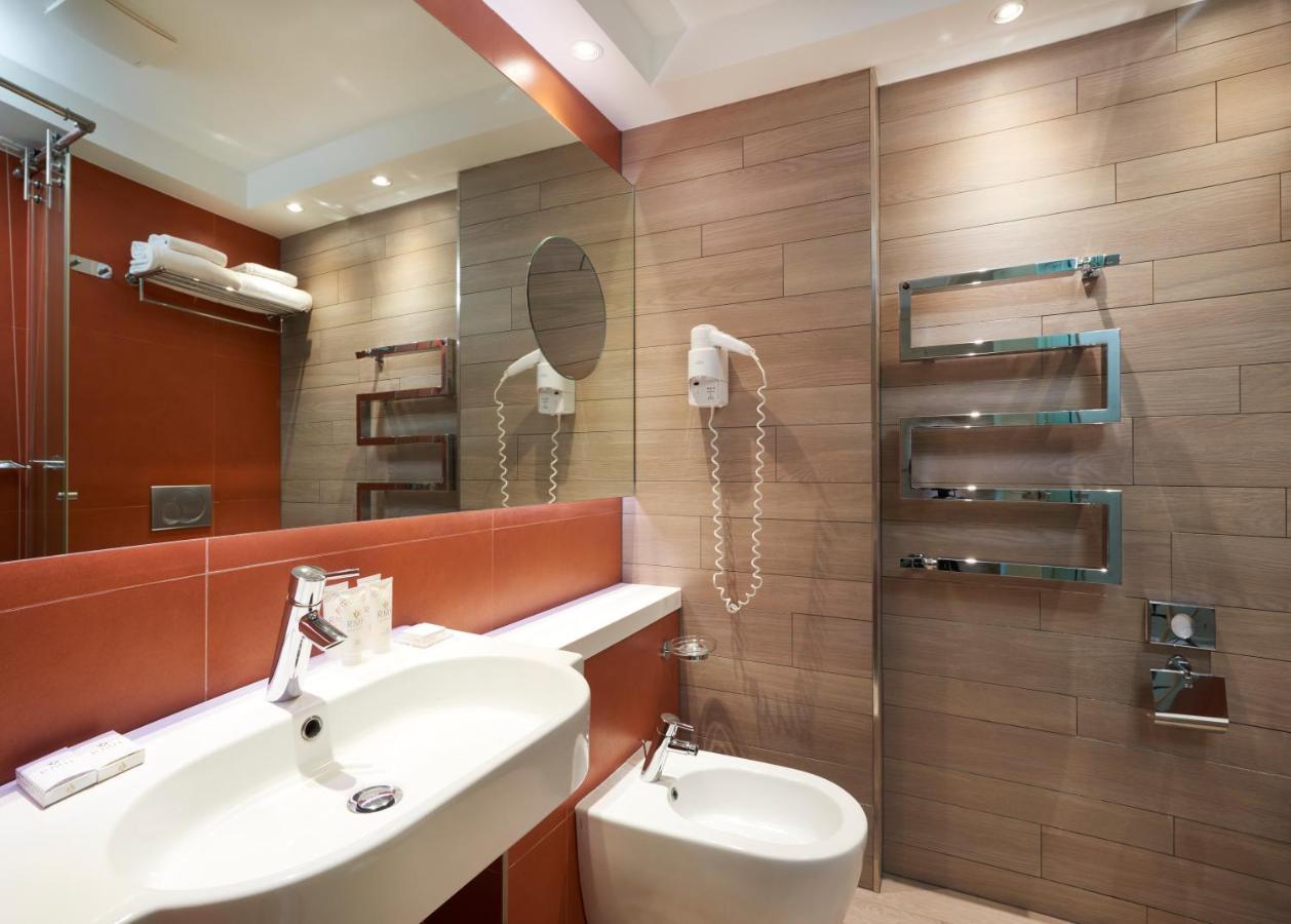 Familiensuite mit seitlichem Meerblick